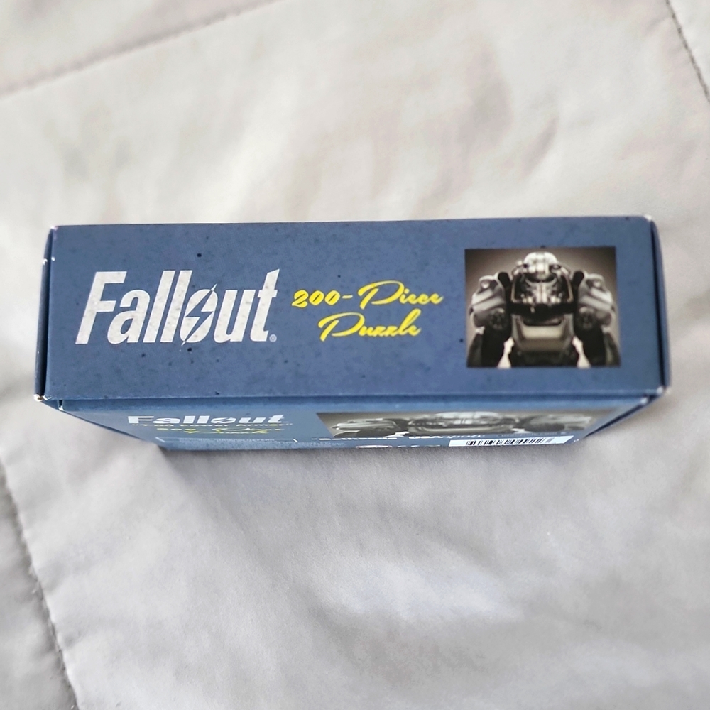 Fallout 200 Piece Puzzle Jigsaw 9“ X 11“ Bethesda USAopoly T-60 Power Armor - Picture 4 of 5
